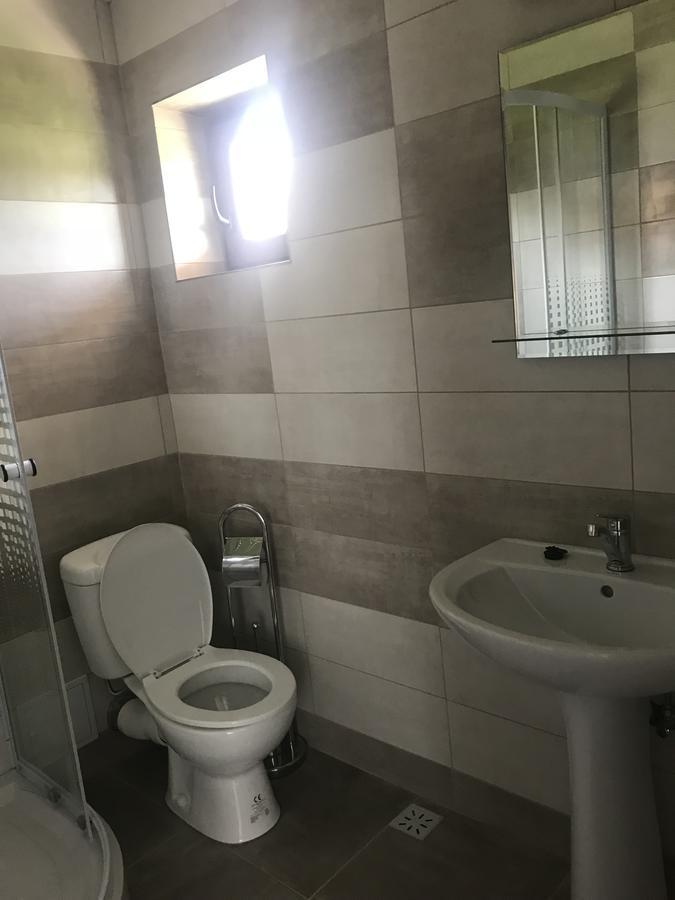 Casa De Vacanta Madalina Novaci-Străini Eksteriør bilde